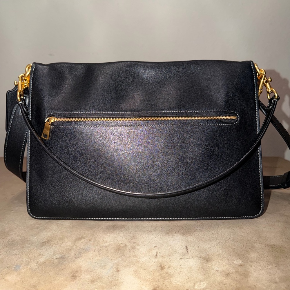 Coach Black Leather Shoulder Bag with Gold Hardware and Chain Accent - Picture 13 of 16